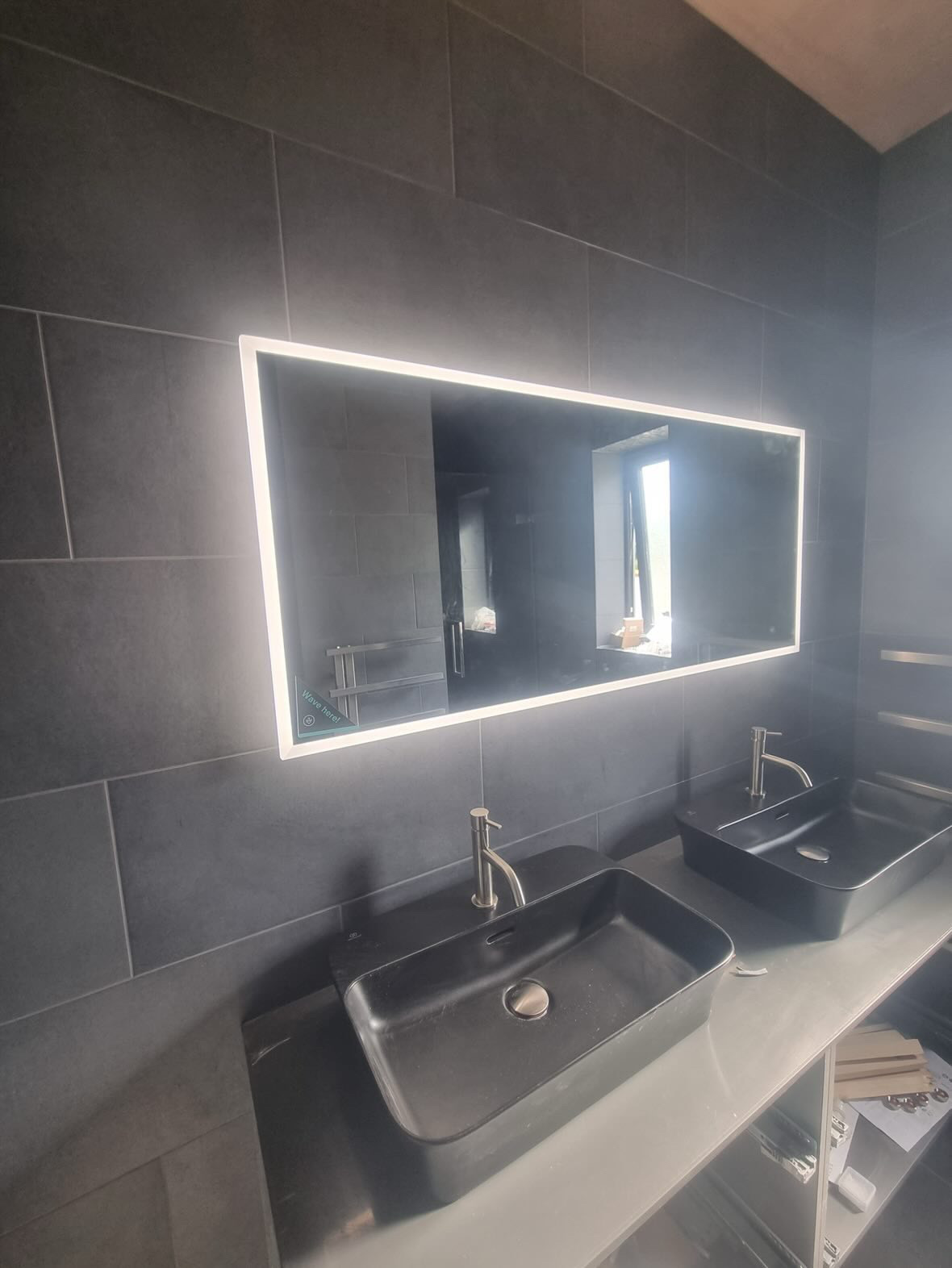 Bathroom LED mirror & lighting